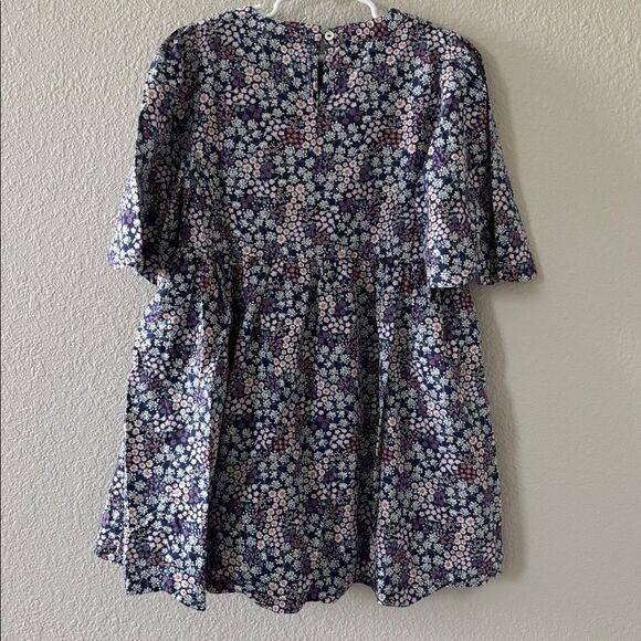 SHOP THE MINT Girls Time goes by Navy Blue Ditsy Floral Scalloped Dress sz Small - Picture 8 of 8